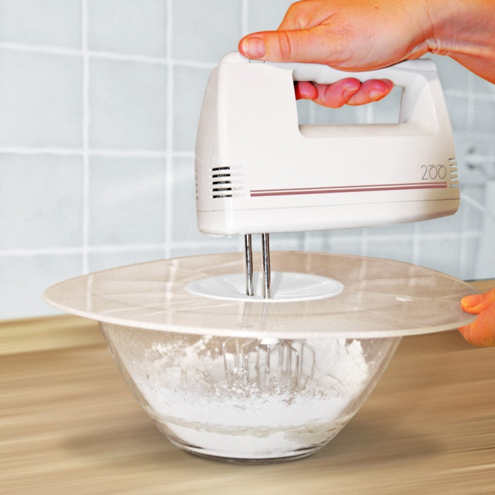 Whisking cover - splatter guard for baking and cooking