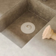 Bath plug with hair trap