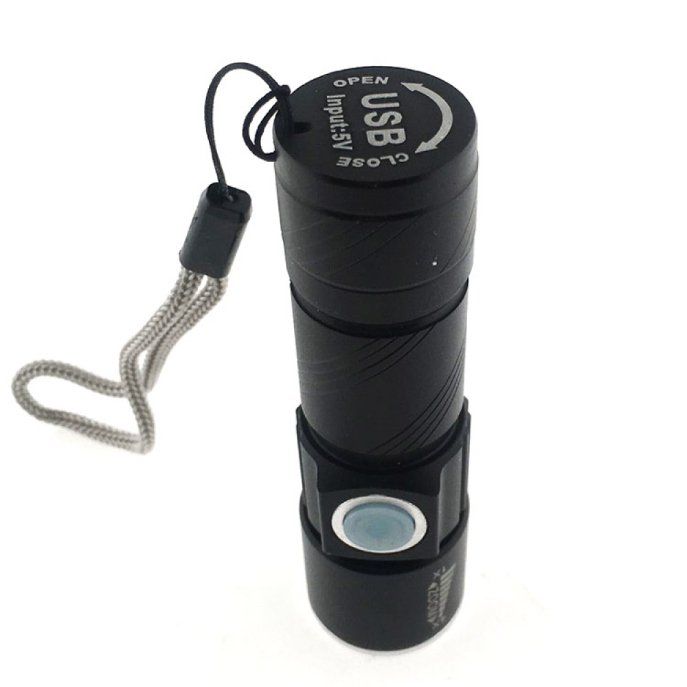 Flash light with USB port in the group Leisure / Outdoor life / Outdoor Equipment at SmartaSaker.se (12699)