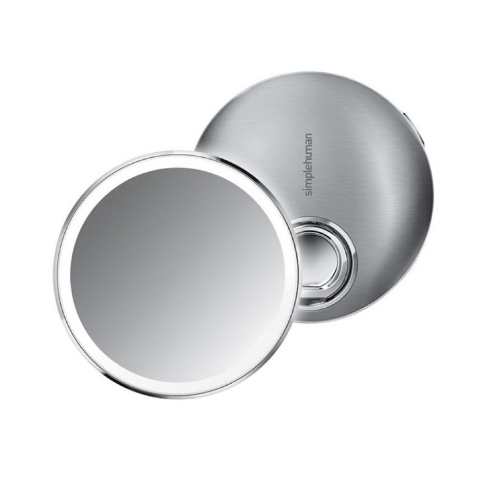 Magnifying mirror with lighting in the group House & Home / Bathroom at SmartaSaker.se (12808)