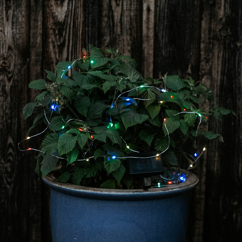 Solar-powered string lights with coloured lamps in the group Lighting / Outdoor lighting / Solar Cell Lighting at SmartaSaker.se (12927)