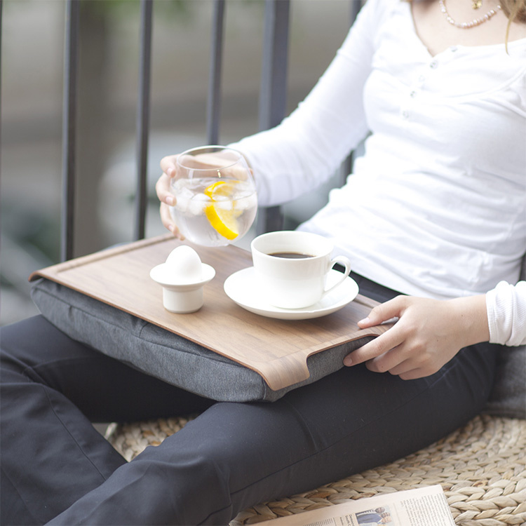 Walnut knee tray with anti slip protection - Wooden meal tray