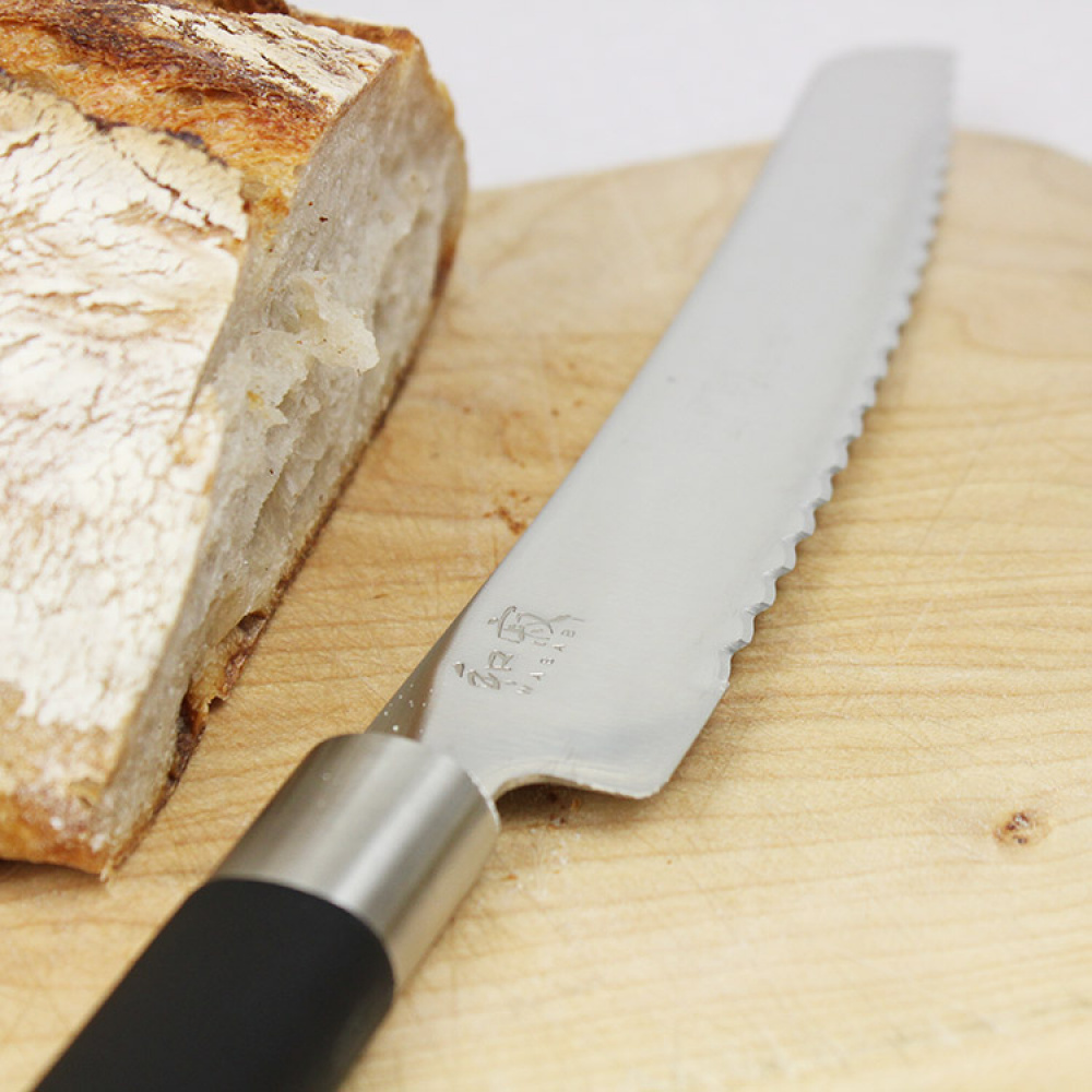 KAI Bread knife in the group House & Home / Kitchen / Kitchen utensils at SmartaSaker.se (13120)