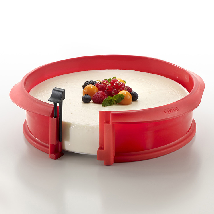 Springform with a Ceramic Plate, 23 cm in the group House & Home / Kitchen / Baking at SmartaSaker.se (13140)