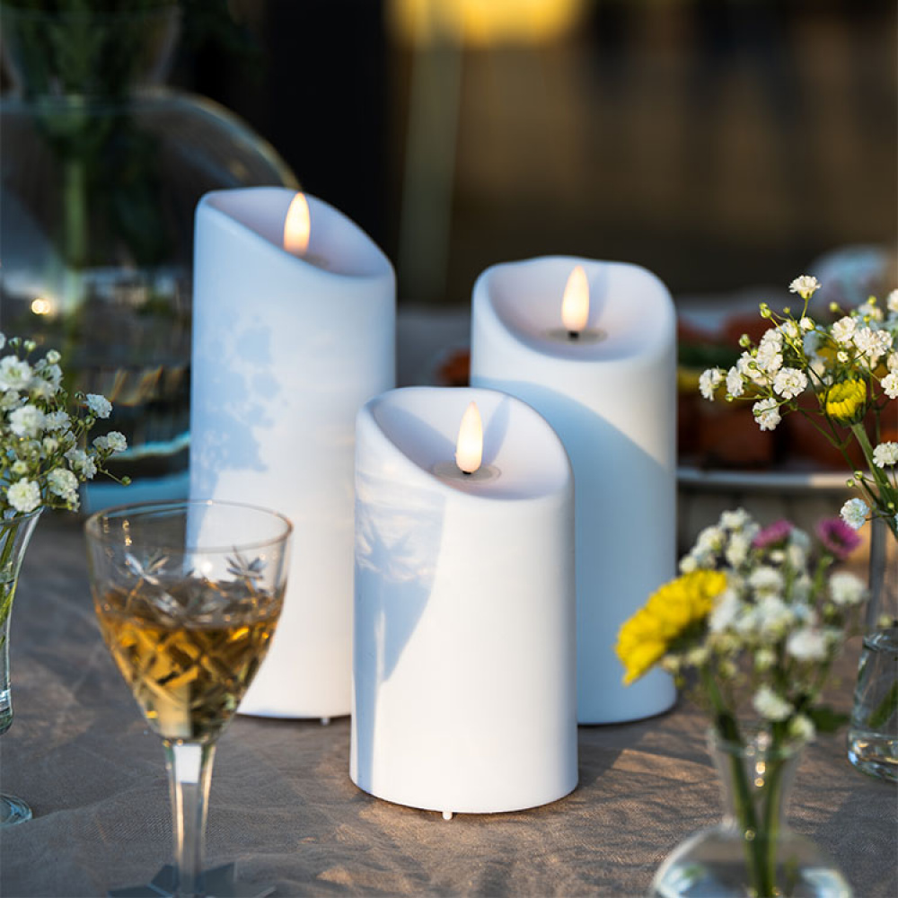 Flickering Pillar Candles for the Patio in the group Lighting / Outdoor lighting / Pillar candles and lanterns at SmartaSaker.se (13211)