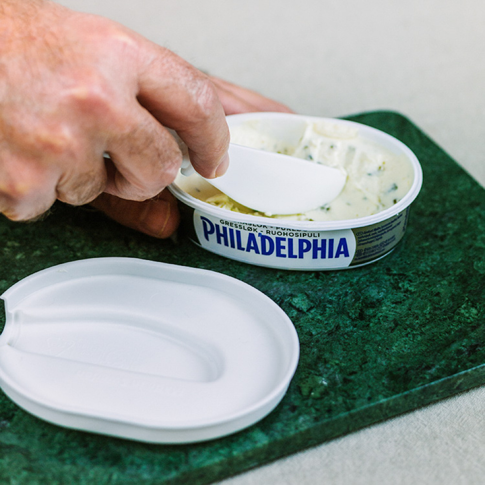 Brelock, Lid & Butter Knife for Philadelphia Cheese in the group House & Home / Kitchen at SmartaSaker.se (13306)