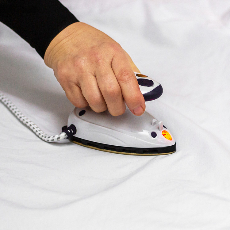 Mini iron Small travel iron with steam function SmartaSaker