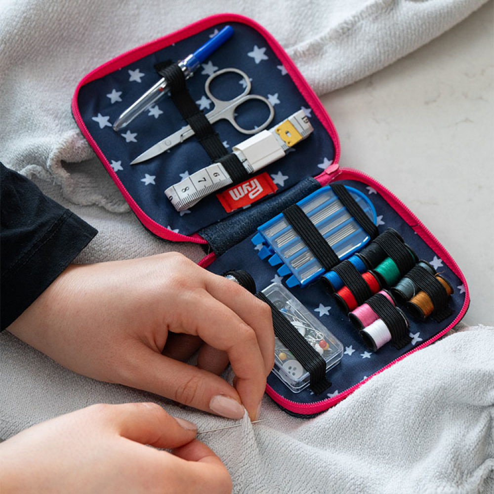 Sewing kit in the group Leisure / Mend, Fix & Repair / Clothing care at SmartaSaker.se (13311)