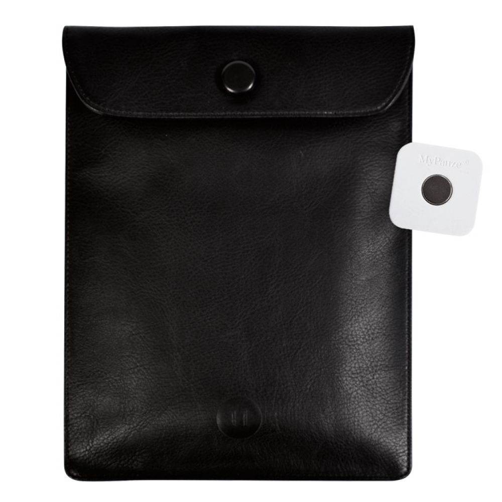 Signal blocking iPad case with lock in the group House & Home / Electronics / Mobile Accessories at SmartaSaker.se (13391)