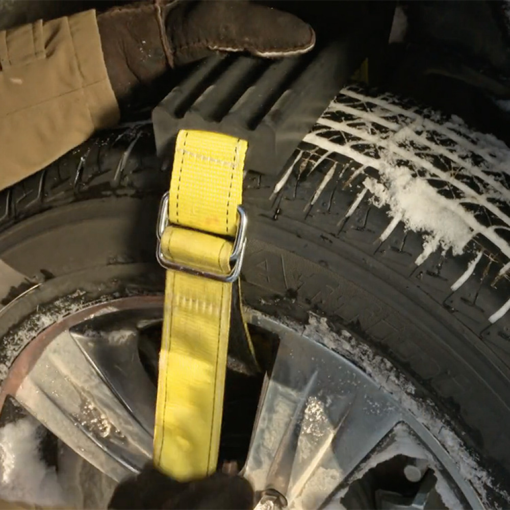 Trac Grabber grips for car tyres in the group Vehicles / Car Accessories at SmartaSaker.se (13422)