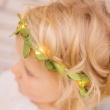 Small battery-powered string lights with tiny leaves Small battery-powered string lights with tiny leaves