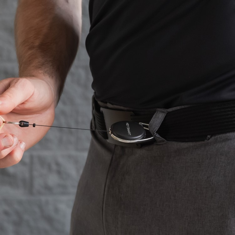 Yoyo for keys - Extendable holder for cards or keys | SmartaSaker