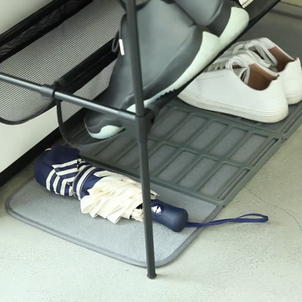 Shoe Dry Shoe Rack – Tray & Mat, Umbra