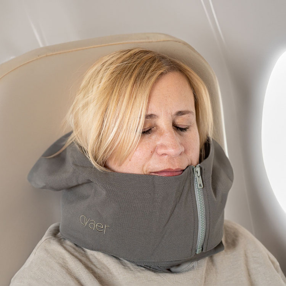 Travel pillow with a hood in the group Leisure / Travelling at SmartaSaker.se (13607)