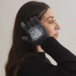 Reflective touchscreen gloves