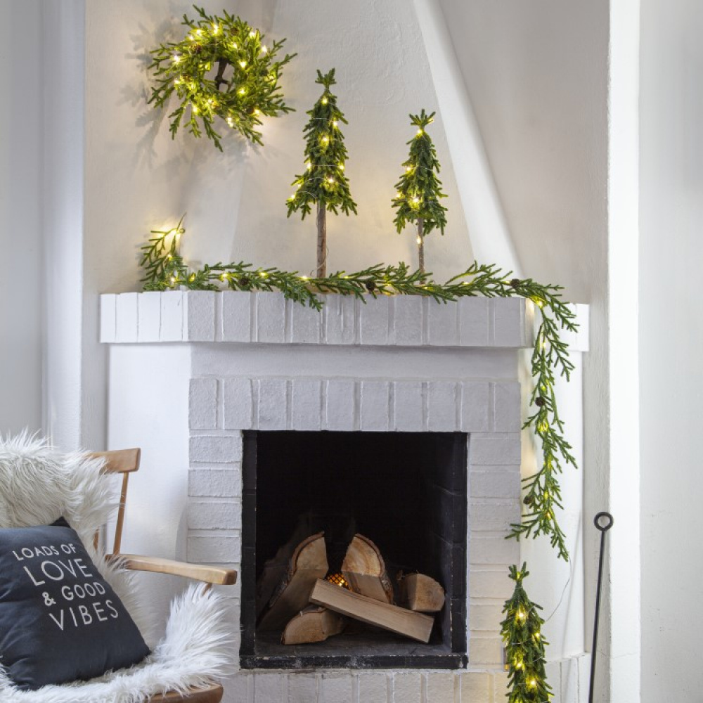 Christmas garland for indoor use in the group Holidays / Advent & Christmas / Christmas lighting at SmartaSaker.se (13641)