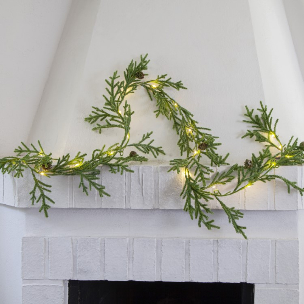 Christmas garland for indoor use in the group Holidays / Advent & Christmas / Christmas lighting at SmartaSaker.se (13641)