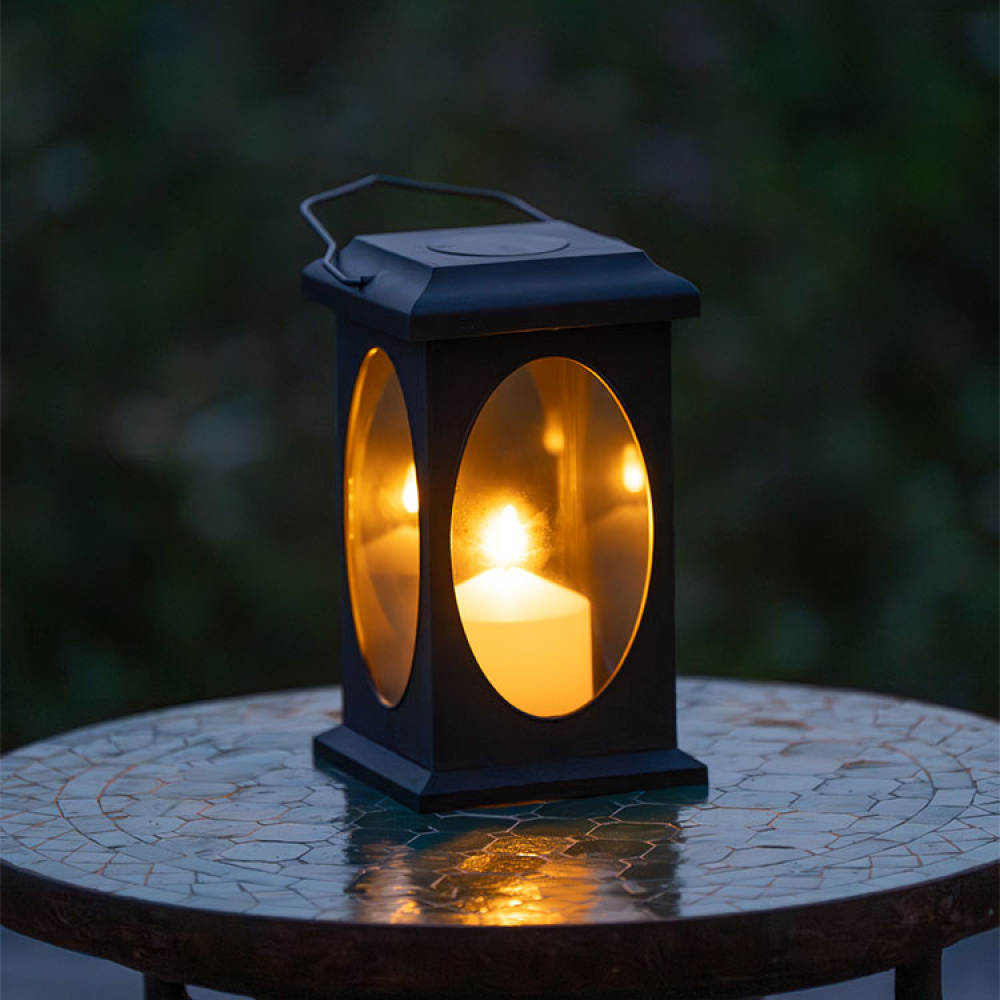 Candle lantern - Battery operated lantern with timer