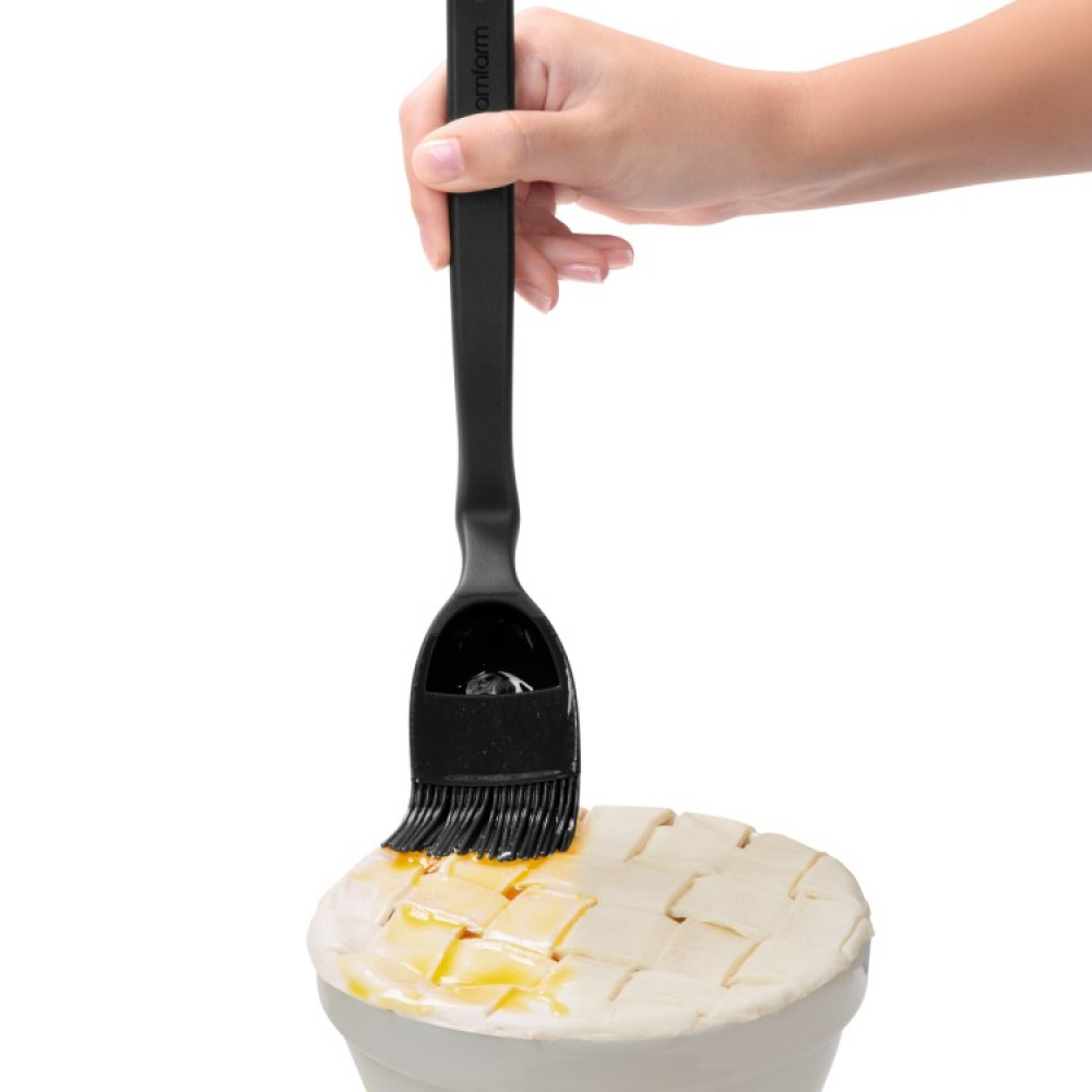 Silicone brush with scoop in the group House & Home / Kitchen / Kitchen utensils at SmartaSaker.se (13717)