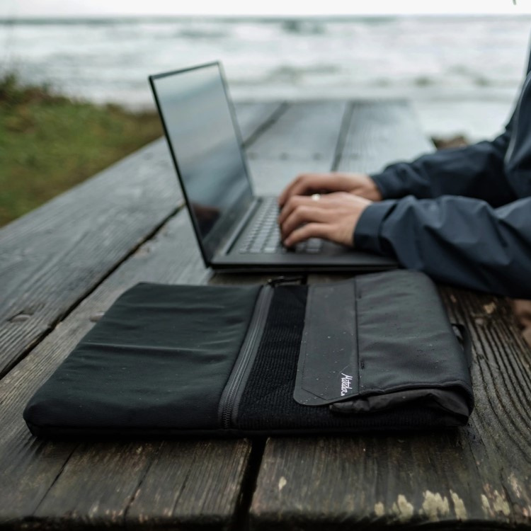 Waterproof laptop case in the group Gift Suggestions / Corporate gifts / Employee bonus gifts at SmartaSaker.se (13758)
