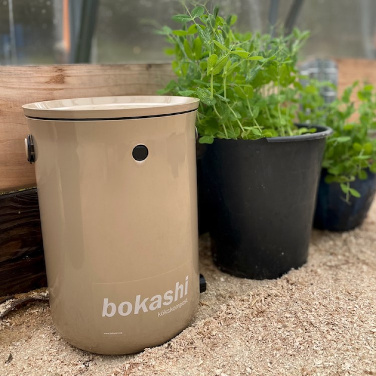 Bokashi 2.0 starter-kit - Bokashi buckets & Bokashi pellets