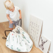 Play mat and storage bag