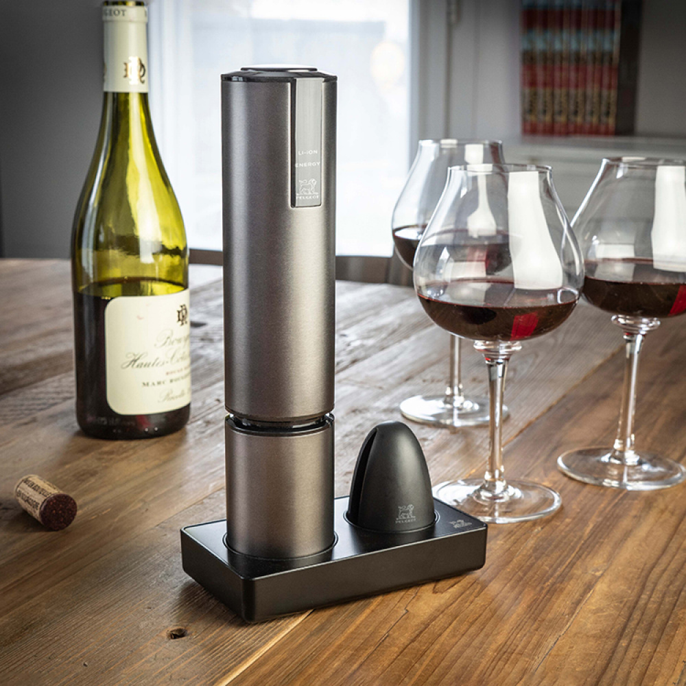 Peugeot electric wine opener in the group House & Home / Kitchen / Beverages at SmartaSaker.se (13841)