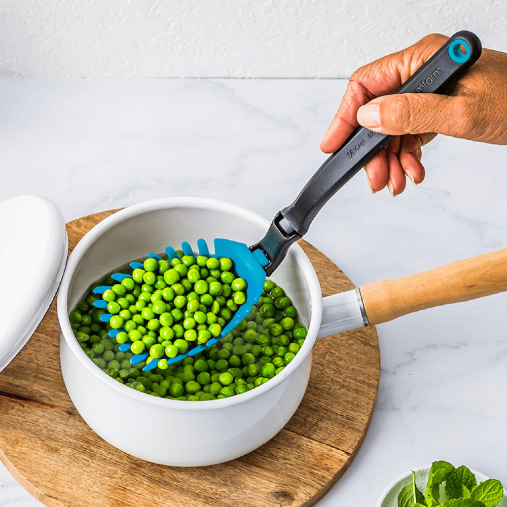 Rotating spoon with holes in the group House & Home / Kitchen / Kitchen utensils at SmartaSaker.se (13879)