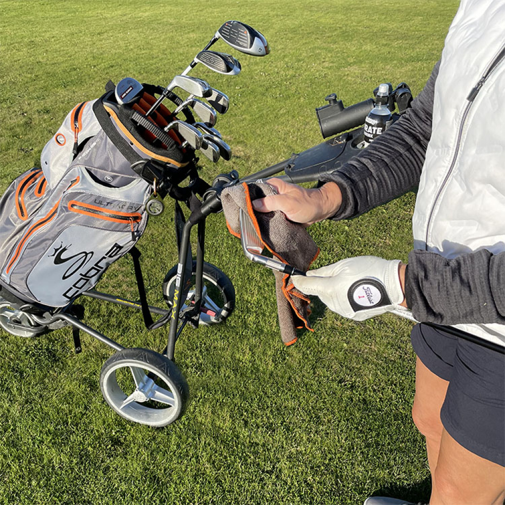 Towel hanger with microfiber cloth in the group Leisure / Exercise at SmartaSaker.se (13880)