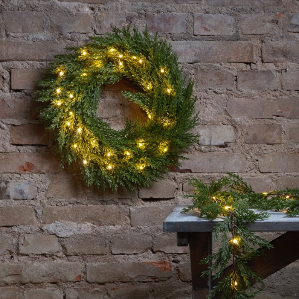 Battery-powered Christmas wreath with lighting in the group Holidays / Advent & Christmas / Christmas lighting at SmartaSaker.se (13897)