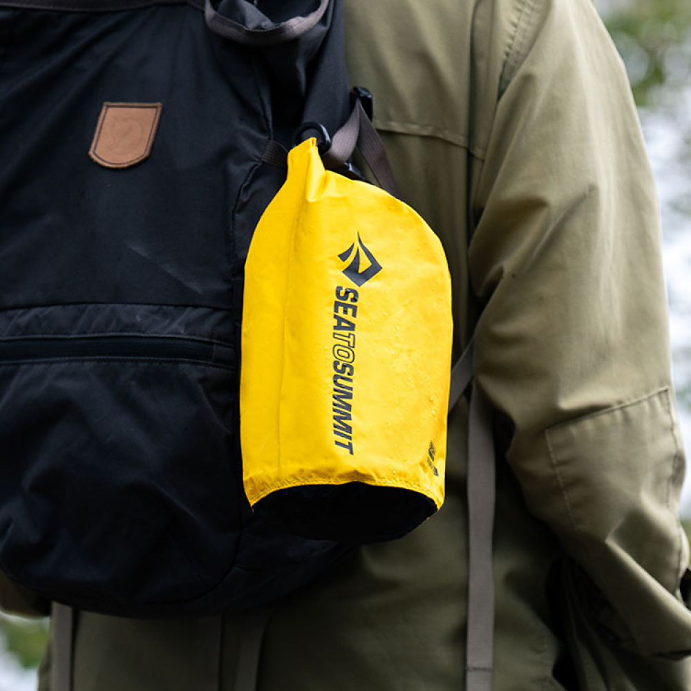 Waterproof mini bag, 2 litres in the group Leisure / Outdoor life / Outdoor Equipment at SmartaSaker.se (13932)