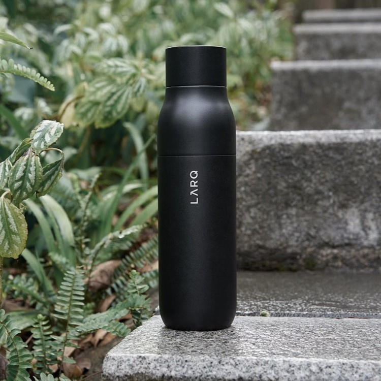 Thermos bottle with UV purification - Larq bottle PureVis