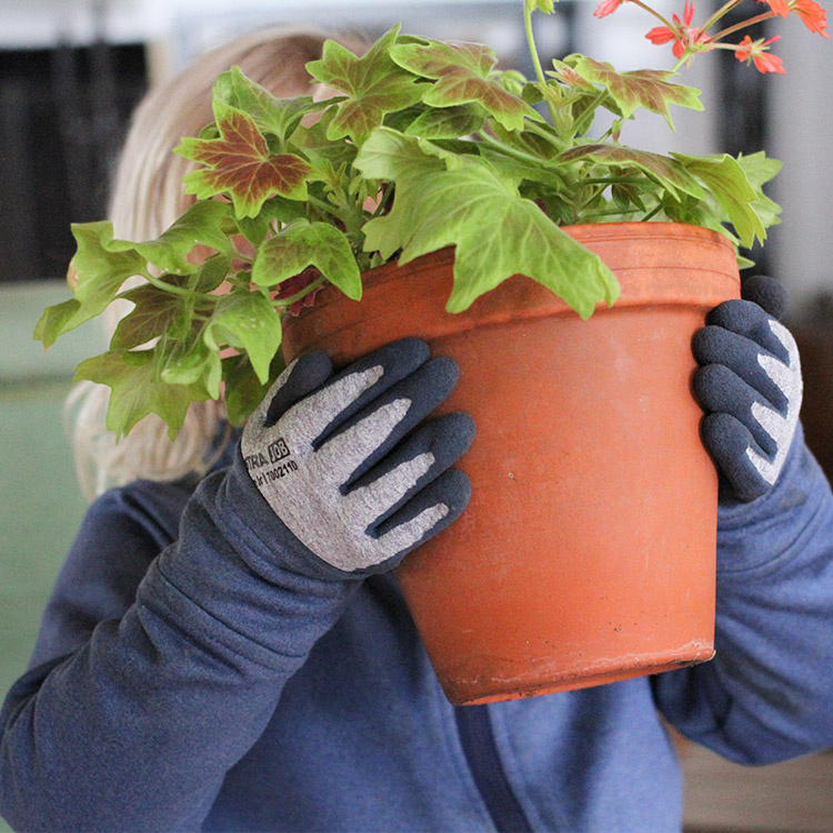 Gloves for kids in the group House & Home / Garden at SmartaSaker.se (13957)