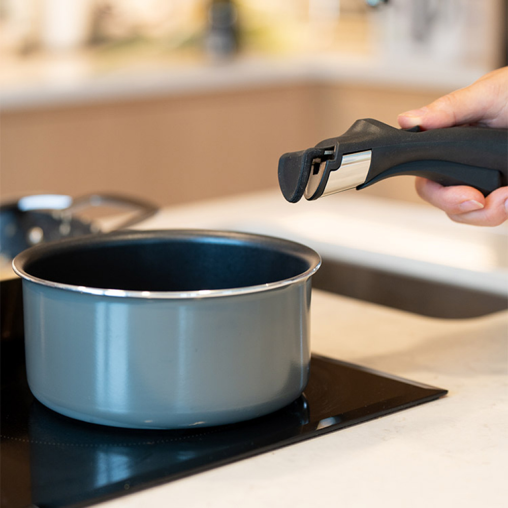 Saucepan set in the group House & Home / Kitchen / Kitchen utensils at SmartaSaker.se (14018)