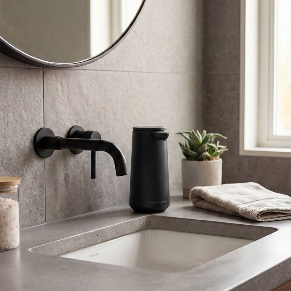 Rechargeable foam pump in the group House & Home / Bathroom / Toilets and sinks at SmartaSaker.se (14037)