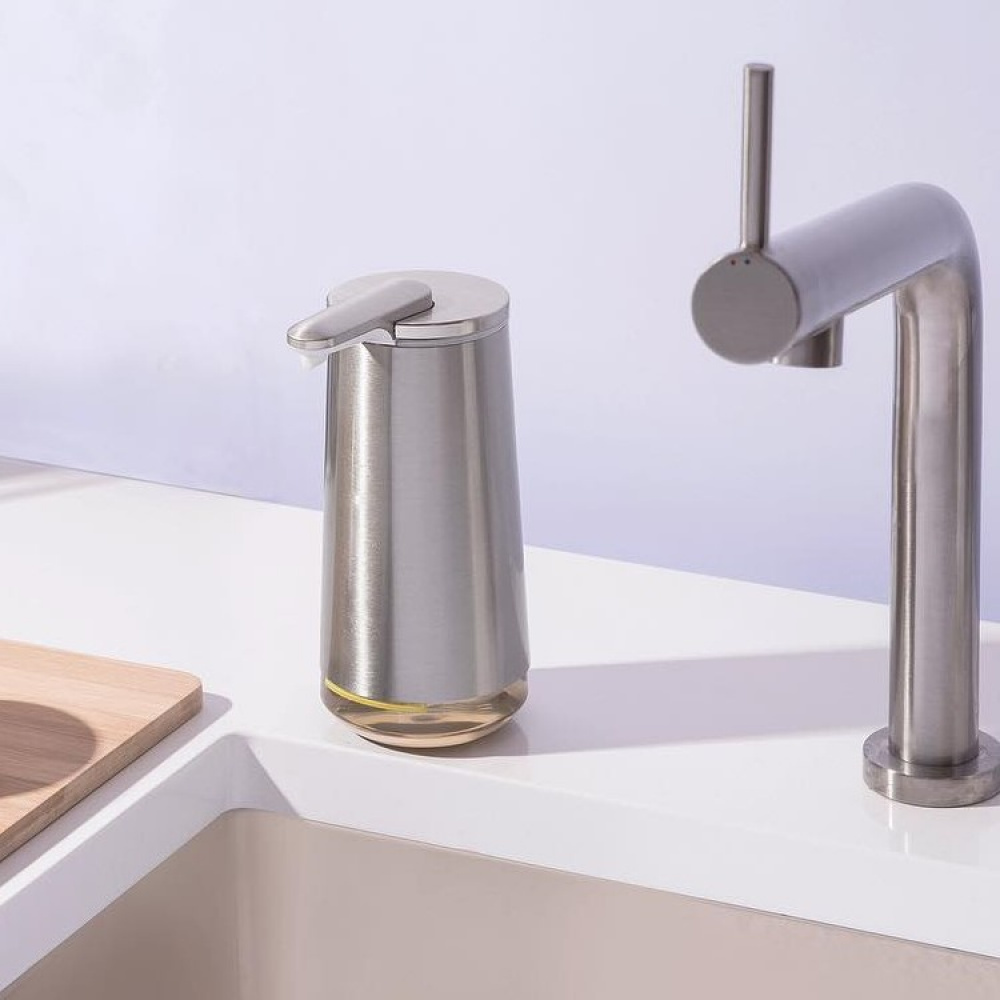 Rechargeable foam pump in the group House & Home / Bathroom / Toilets and sinks at SmartaSaker.se (14037)