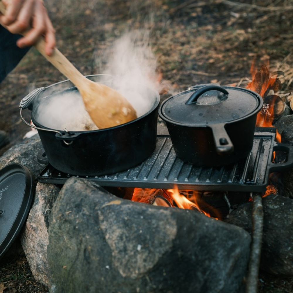 Satake reversible cast iron grill & frying plate in the group House & Home / Grill Stuff at SmartaSaker.se (14090)