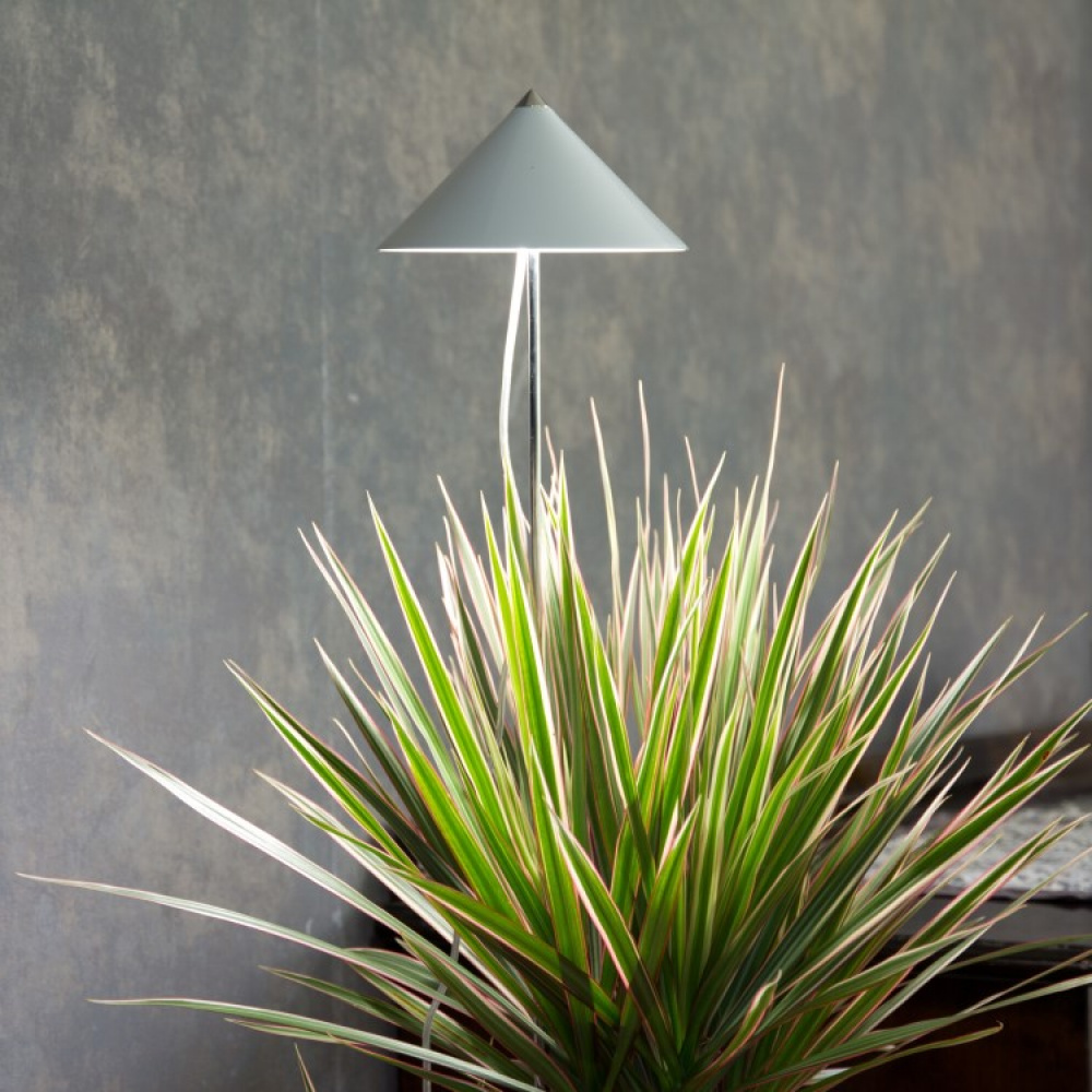 Plant lamp on spike XL 25W in the group House & Home / Garden at SmartaSaker.se (14099)