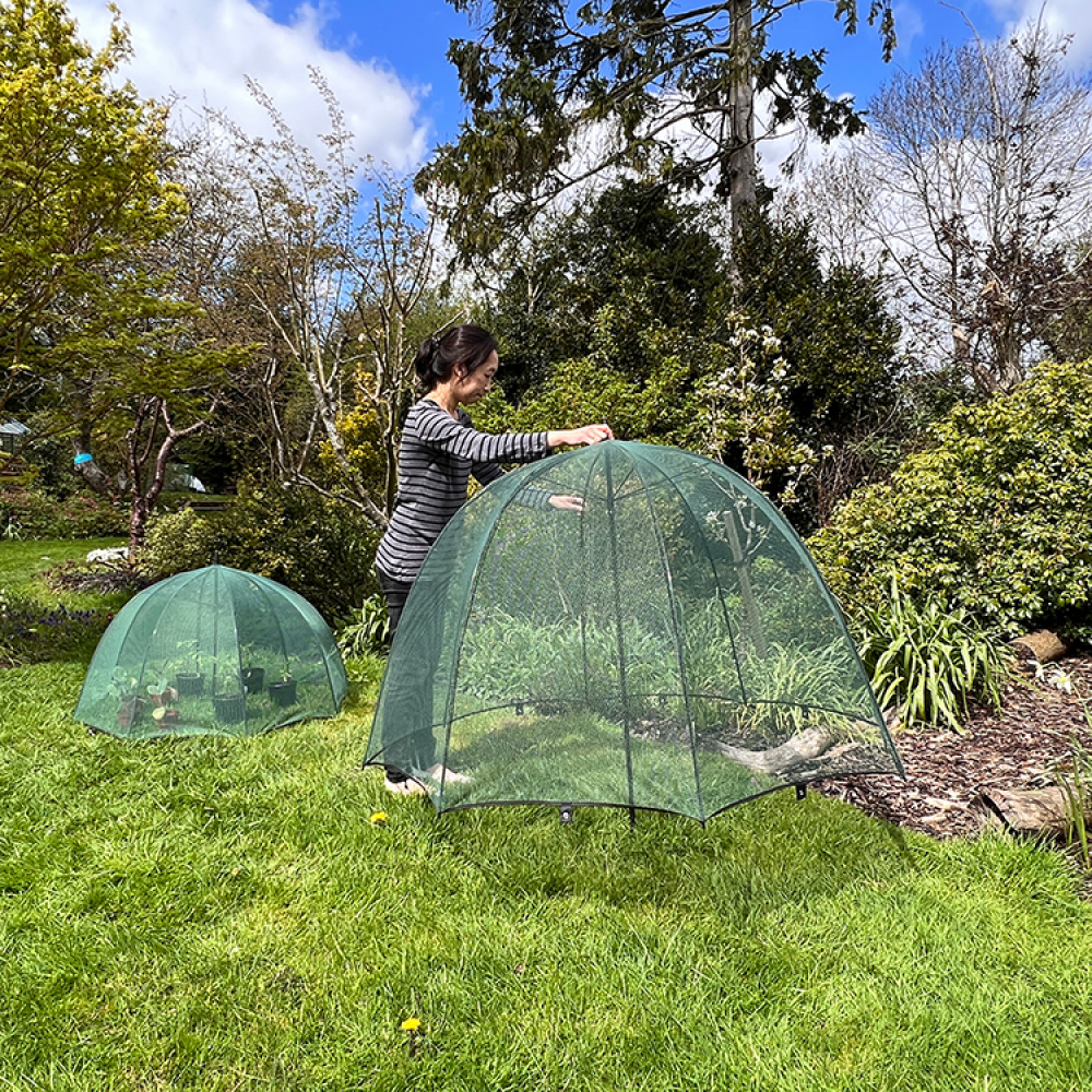 Gardening net umbrella in the group House & Home / Garden at SmartaSaker.se (14103)