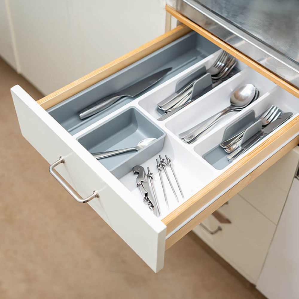 Adjustable drawer insert in the group House & Home / Kitchen at SmartaSaker.se (14151)