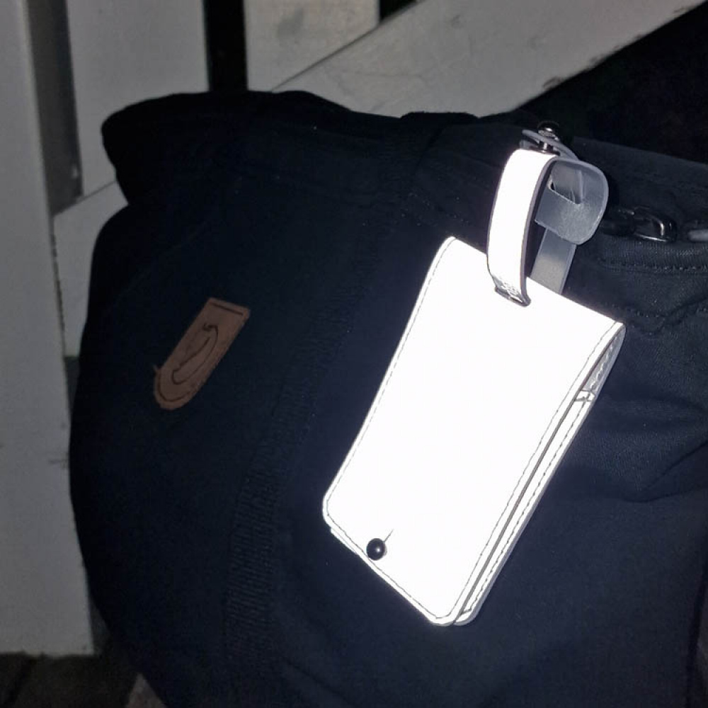 Reflective luggage tag in the group Leisure / Travelling at SmartaSaker.se (14227)