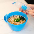 Noodle bowl for the microwave