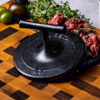 Cast Iron Burger Press, Lursta
