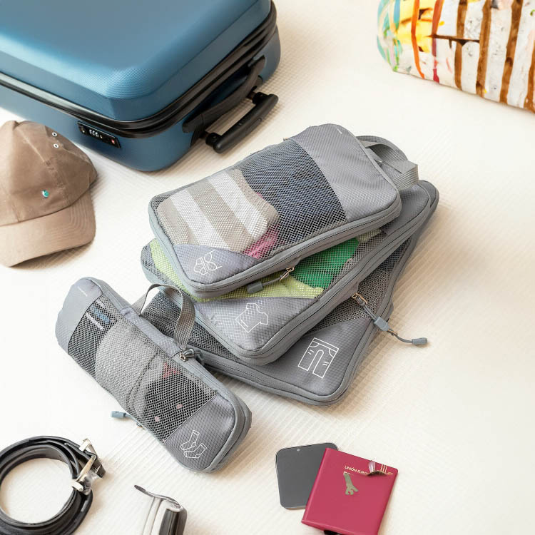 Compression packing bags 4 pieces in the group Leisure / Travelling at SmartaSaker.se (14367)