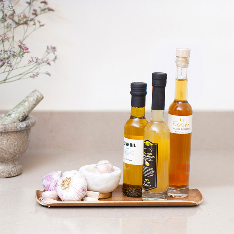 Water-resistant wooden tray in the group House & Home / Kitchen / Kitchen decor at SmartaSaker.se (14375)