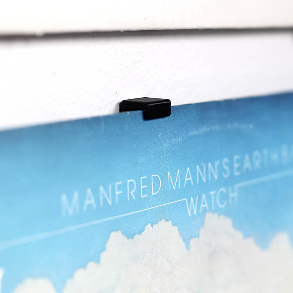 Self-adhesive LP cover hooks 6-pack in the group Leisure / Mend, Fix & Repair / Tools at SmartaSaker.se (14392)