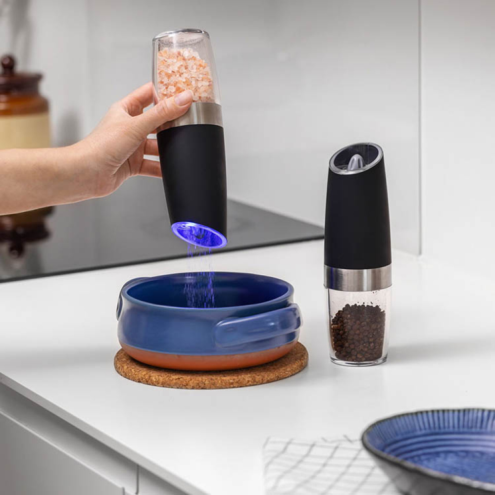 Set with electric salt & pepper mill in the group House & Home / Kitchen / Kitchen utensils at SmartaSaker.se (14517)