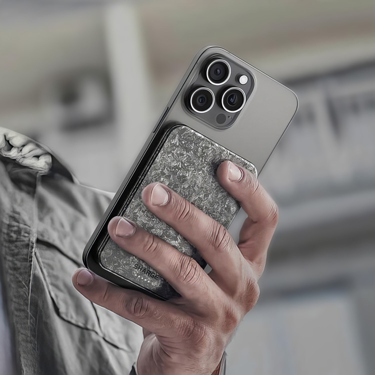 Powerbank with wireless charging in the group House & Home / Electronics / Chargers and Powerbanks at SmartaSaker.se (14527)