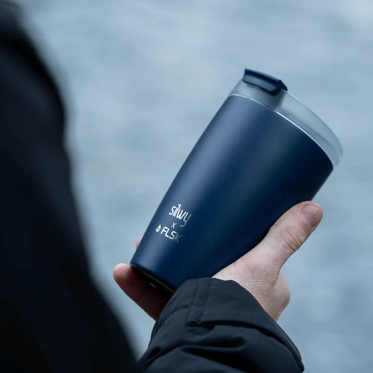 Magnetic thermal mug Silwy in the group Leisure / Outdoor life / Thermoses at SmartaSaker.se (14634)