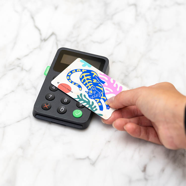 Payment card Tapeeze in the group House & Home / Electronics / Home Electronics at SmartaSaker.se (14644)